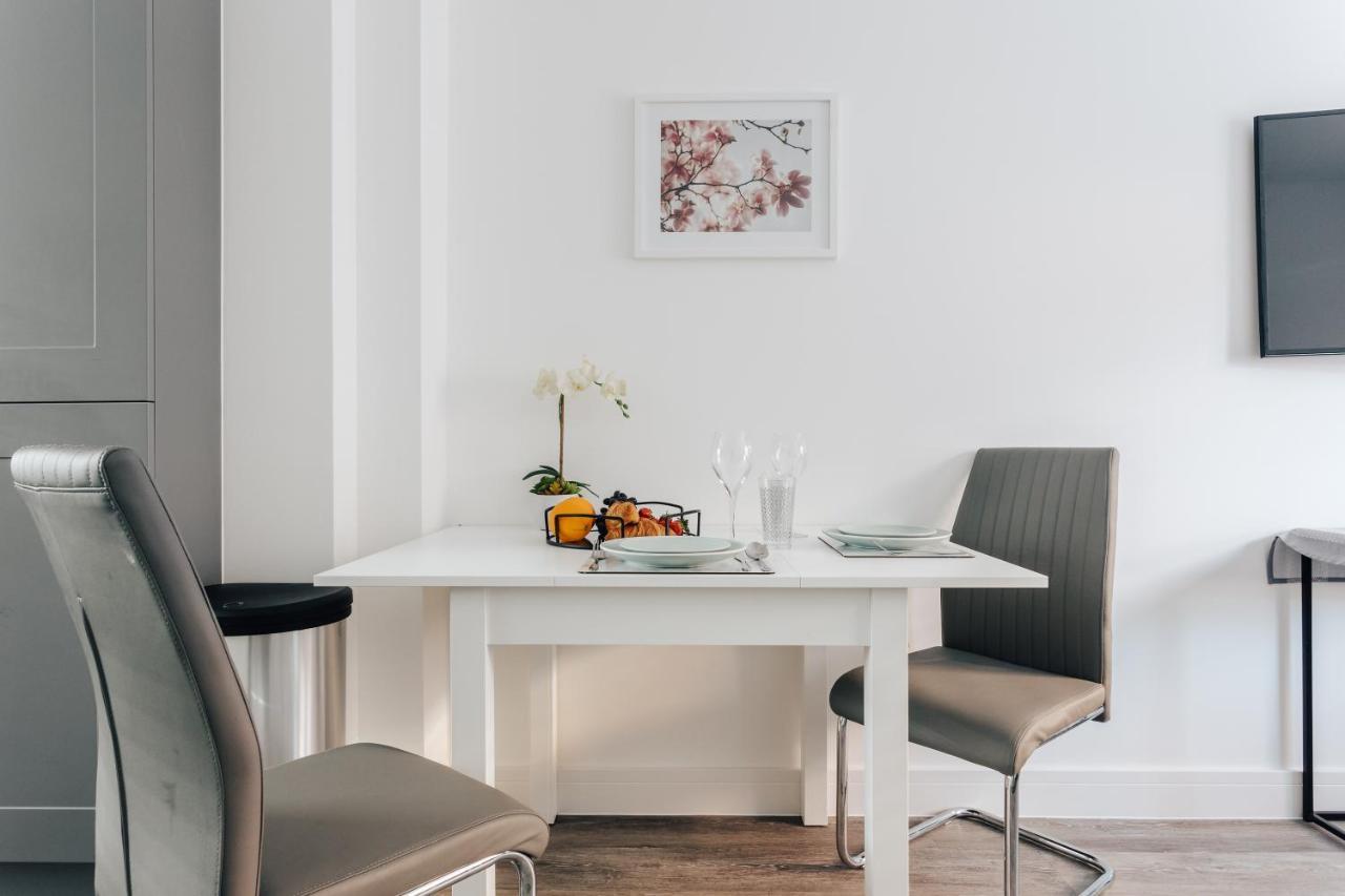 Central 2 Double Bedroom Flat With Parking Bournemouth Ngoại thất bức ảnh