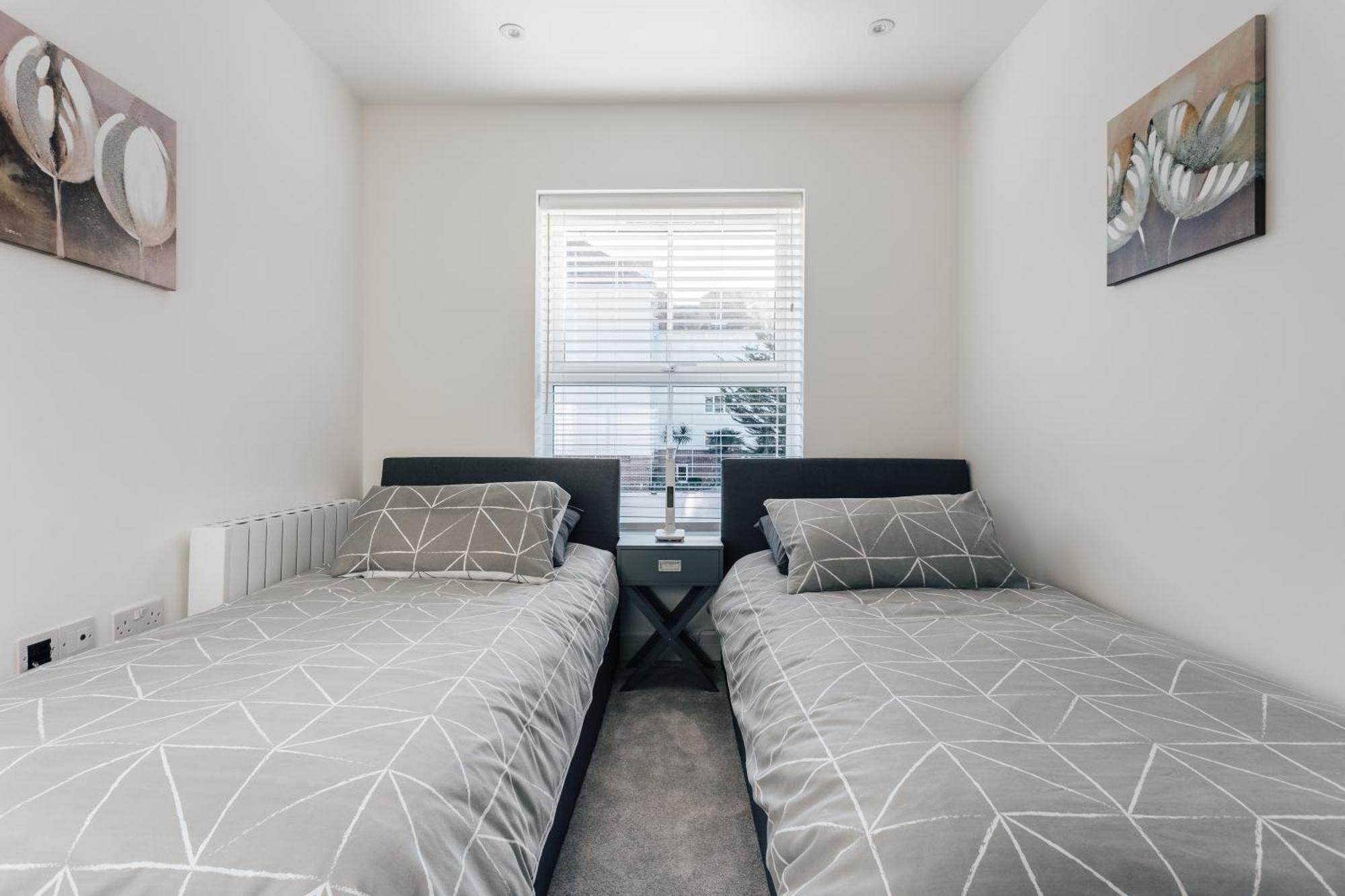 Central 2 Double Bedroom Flat With Parking Bournemouth Ngoại thất bức ảnh
